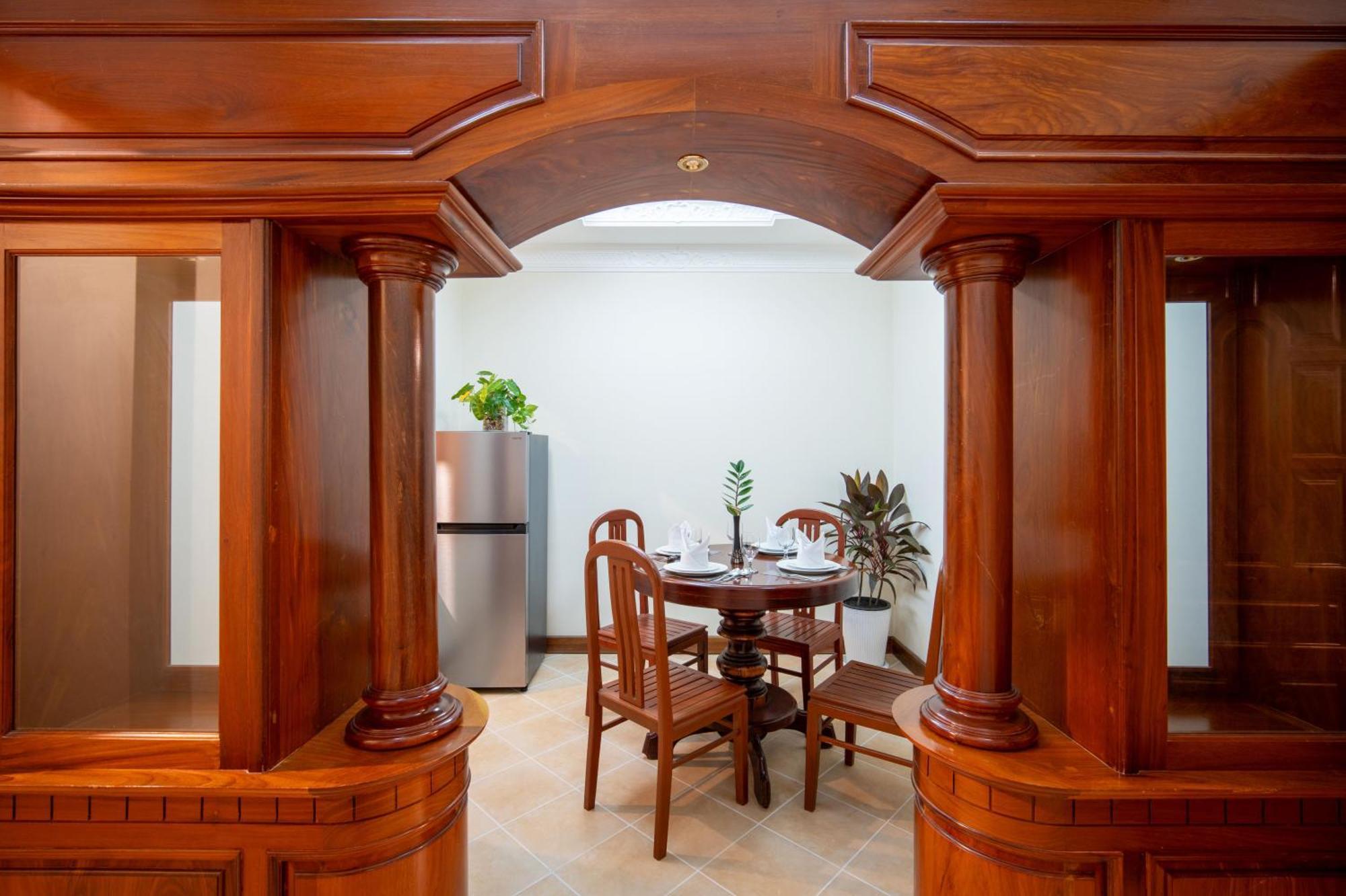 Khemara Angkor & Hotel 4*